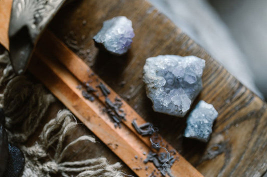 Agate Bracelet: Meaning, Healing Properties & Benefits